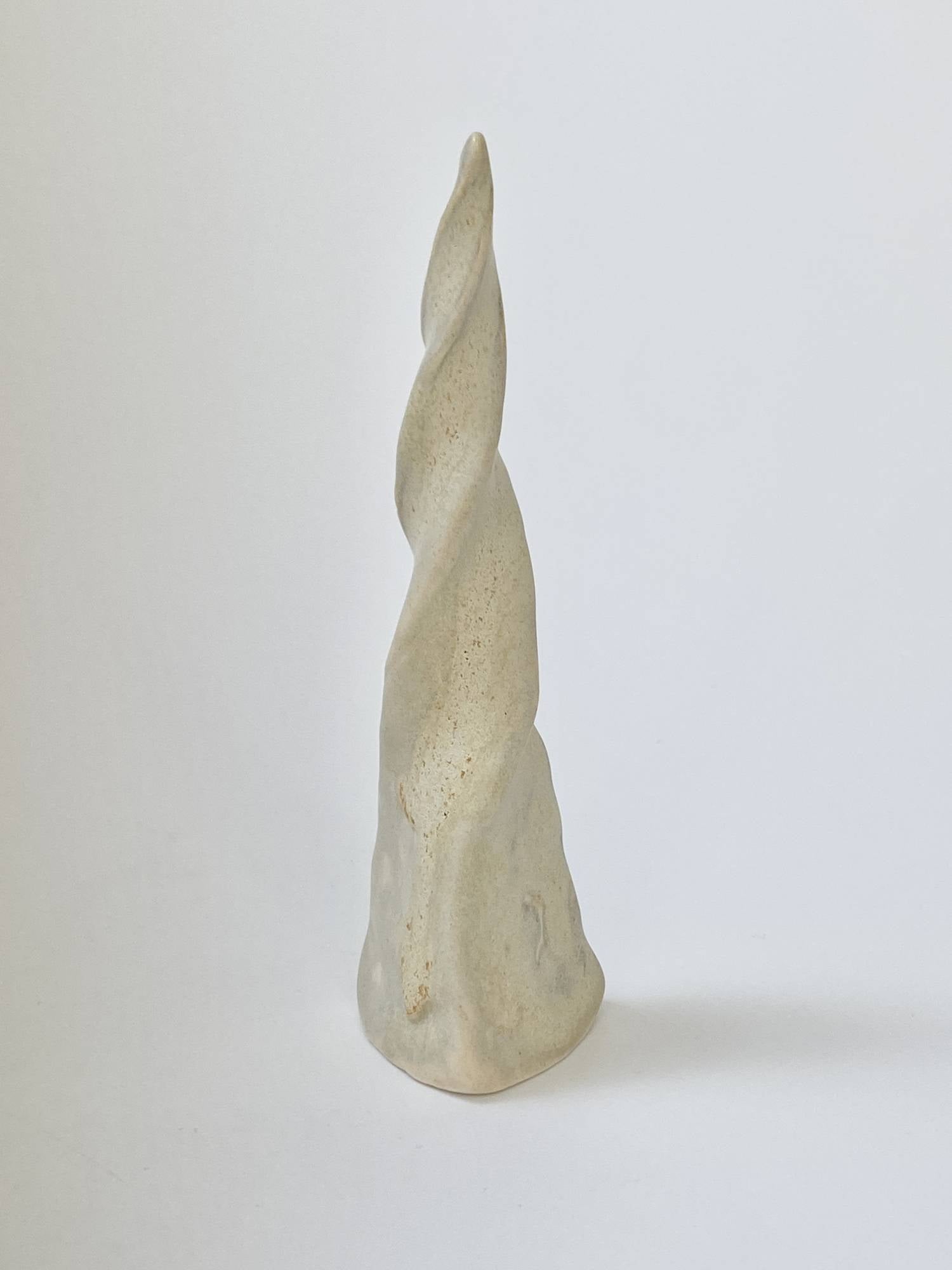 Horn of Unicorn - spiral matt yellow grey 2