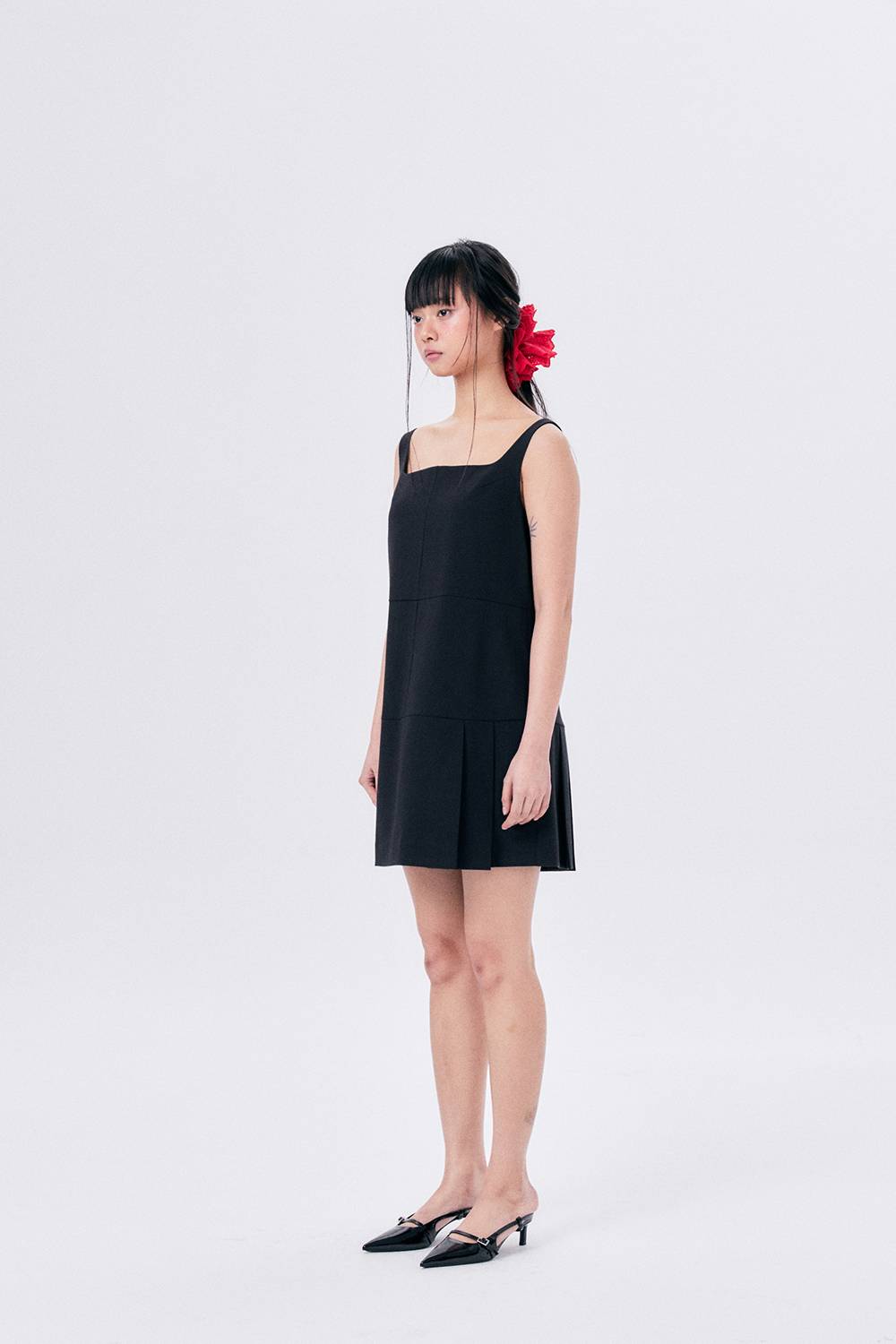 MINI SCHOOL DRESS / NAVY - HALOMINIUM  할로미늄 - CAVA LIFE