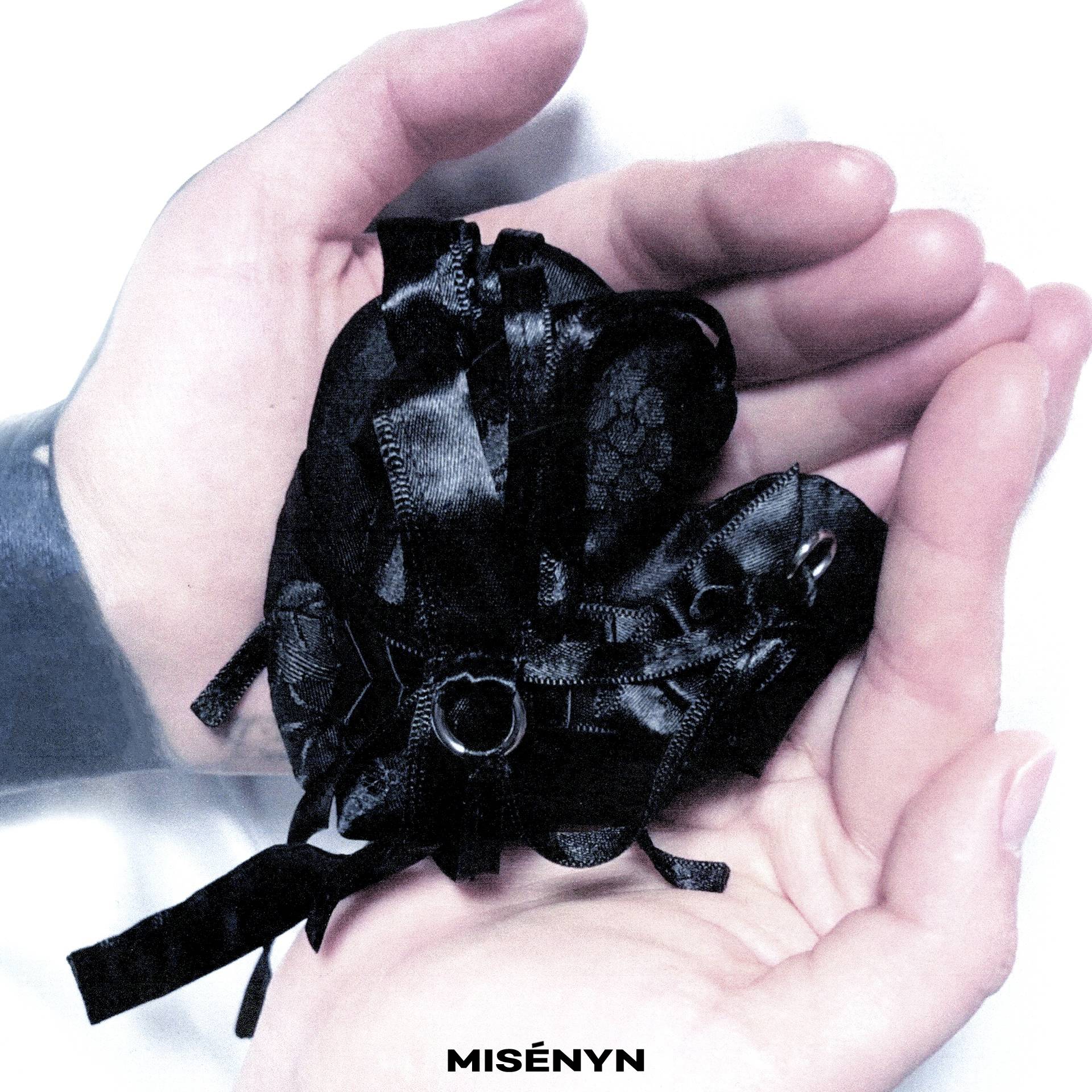 2024 002-01 - MISÉNYN 미세닌 - CAVA LIFE