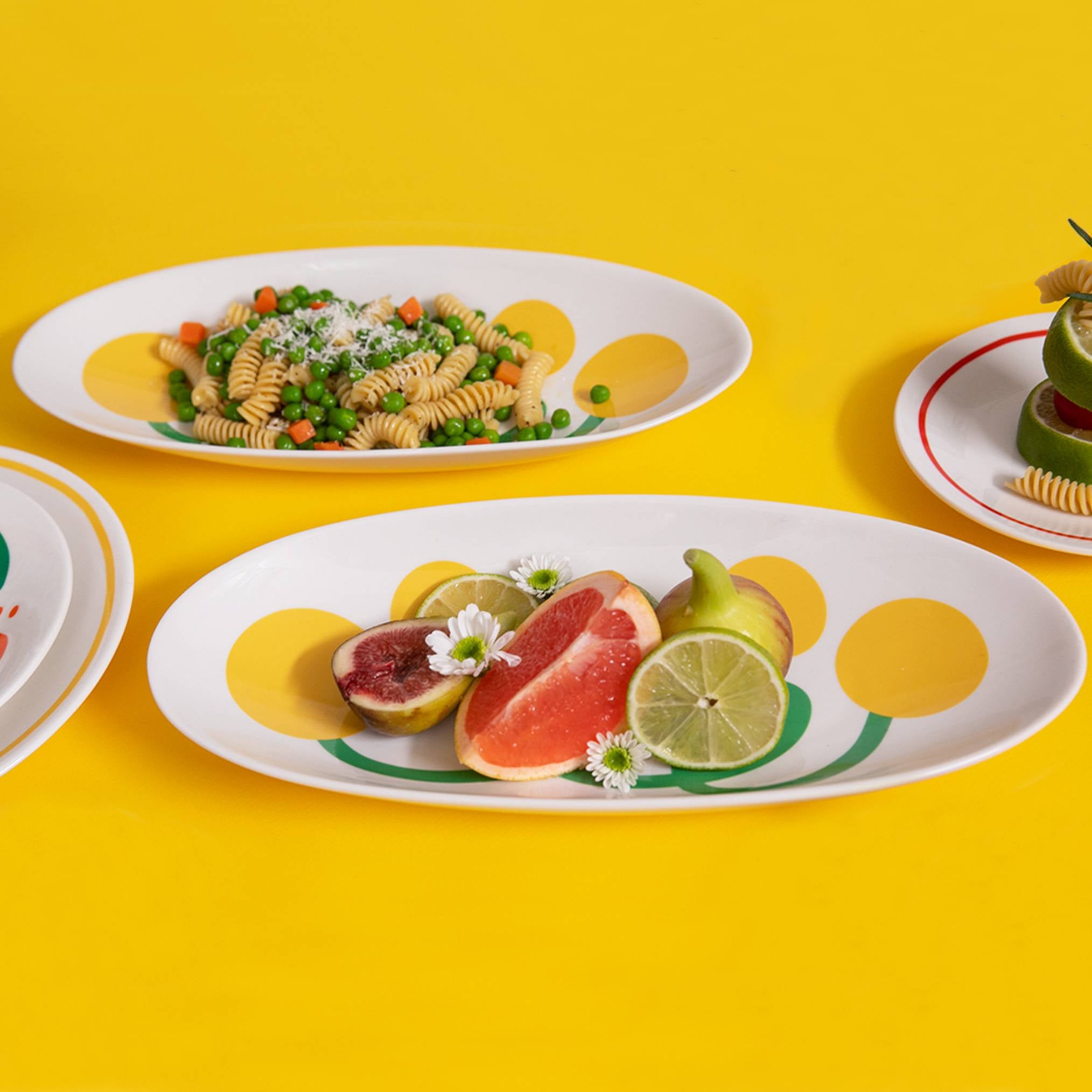 옐로우 플라워 롱 오발 플레이트