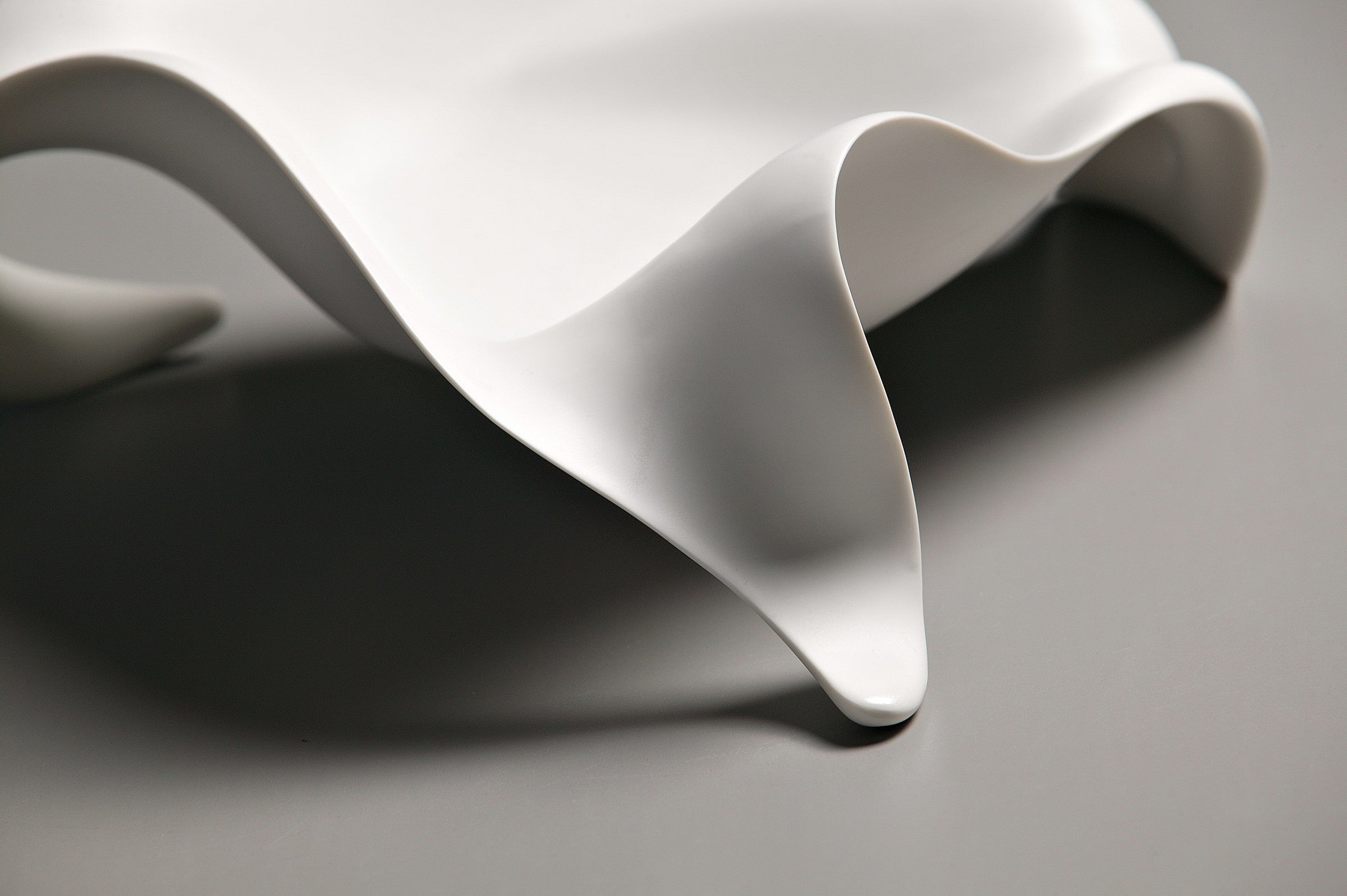 W.flowing1 - Shin Iseo 신이서 - CAVA LIFE