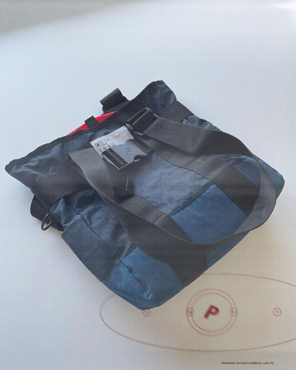 P5000 CHEMICAL LAB BAG - KIZIP 키집 - CAVA LIFE