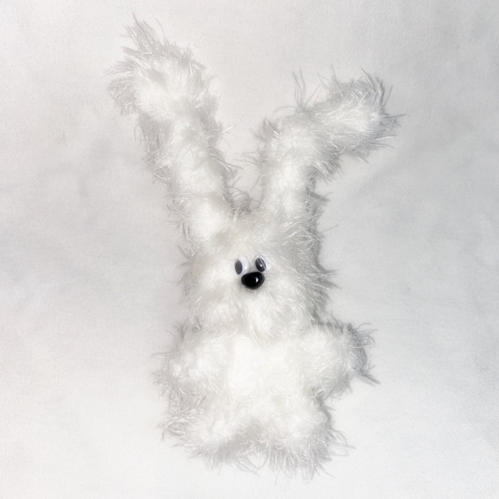 wiggly white rabbit keyring