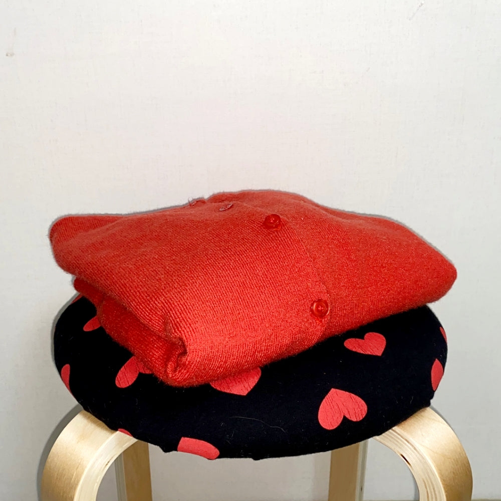Love stool (black&red)