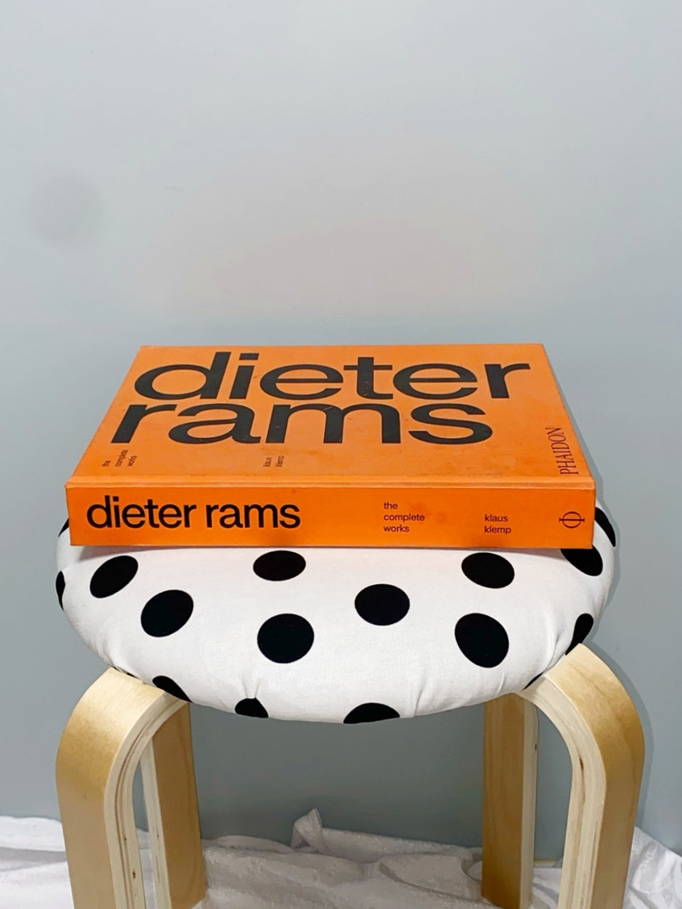 Cotton dot stool