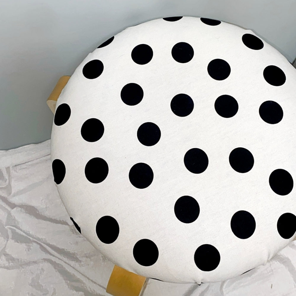 Cotton dot stool