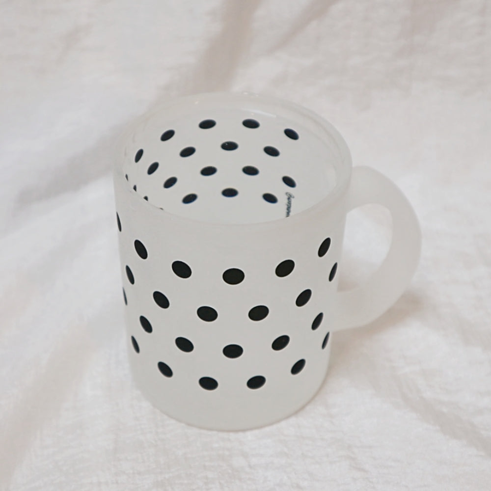 Black dot glass mug (matte)