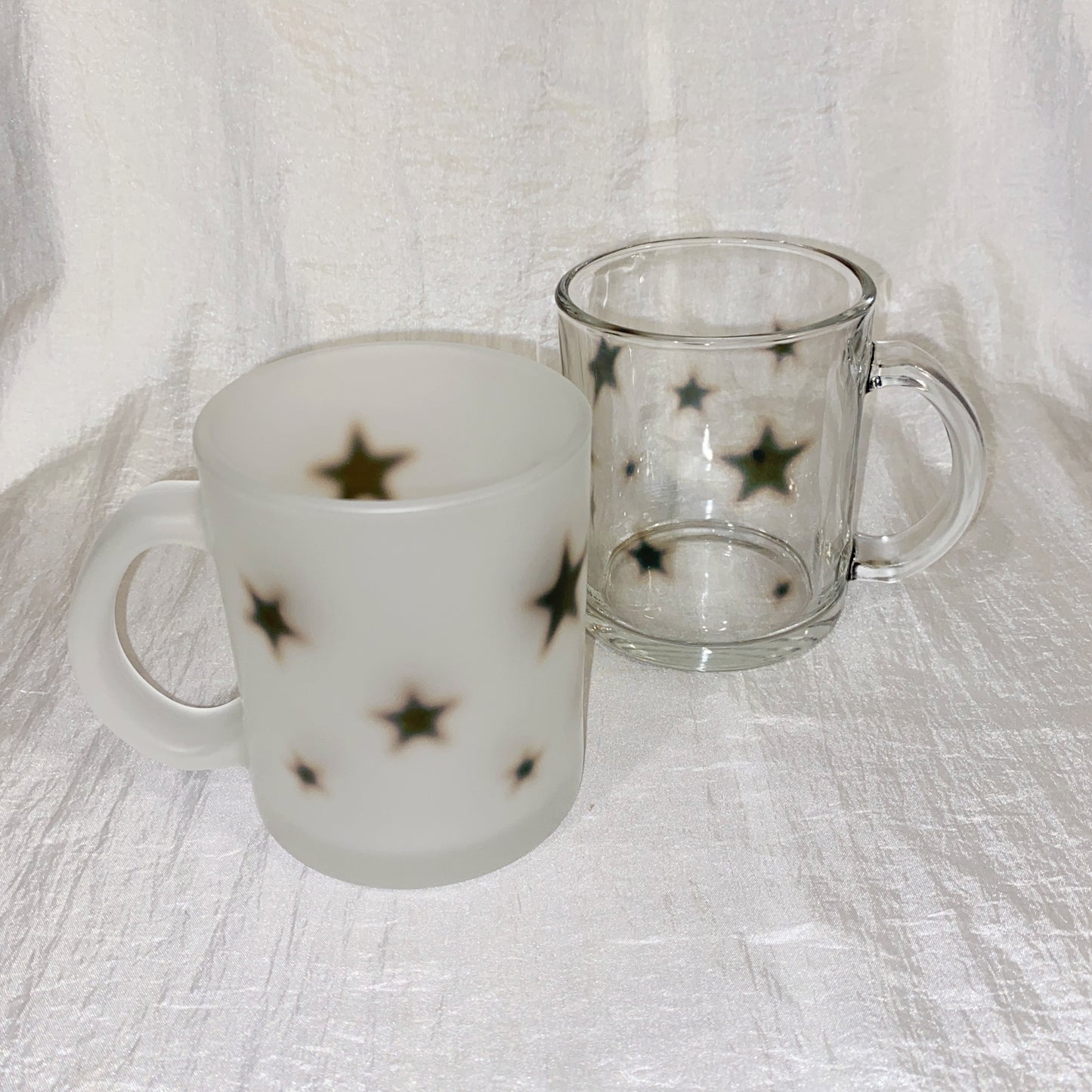 Black star glass mug (gloss)
