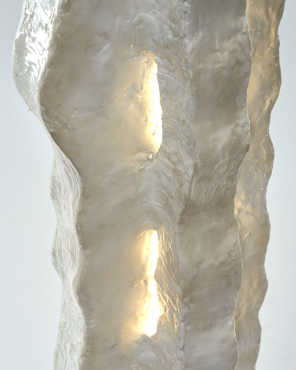 Incomodo - Park Soyee 박소의 - CAVA LIFE