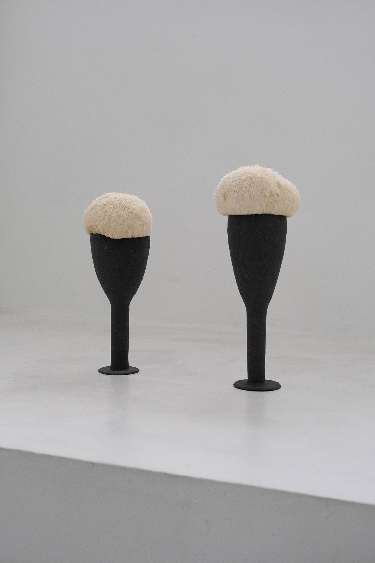 long-necked vase - Jinsun Lee 이진선 - CAVA LIFE