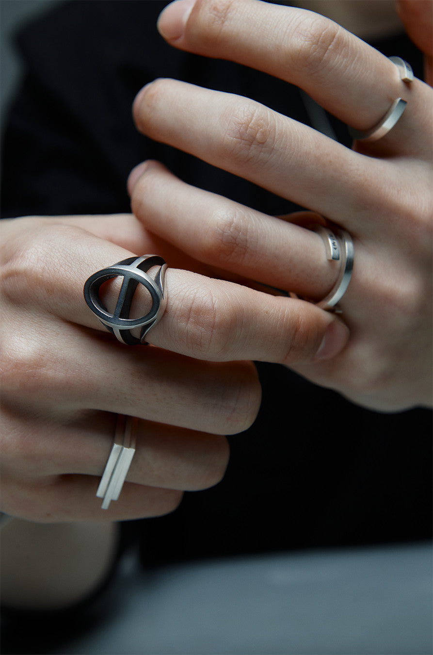 Bold line ring - OVERTHELINE 오버더라인 - CAVA LIFE