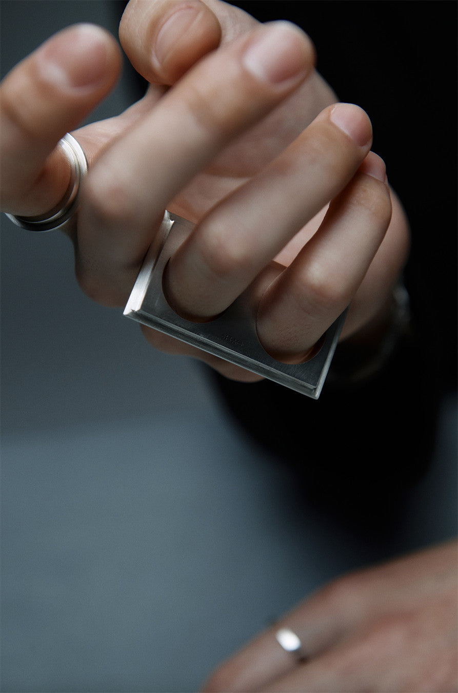 Bold line solid Double ring - OVERTHELINE 오버더라인 - CAVA LIFE