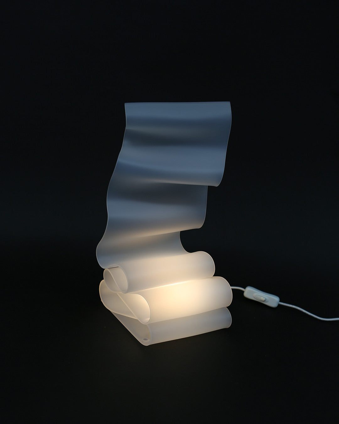 blank wind-COOL Lamp (table lamp) - shallwedance 쉘위댄스 - CAVA LIFE