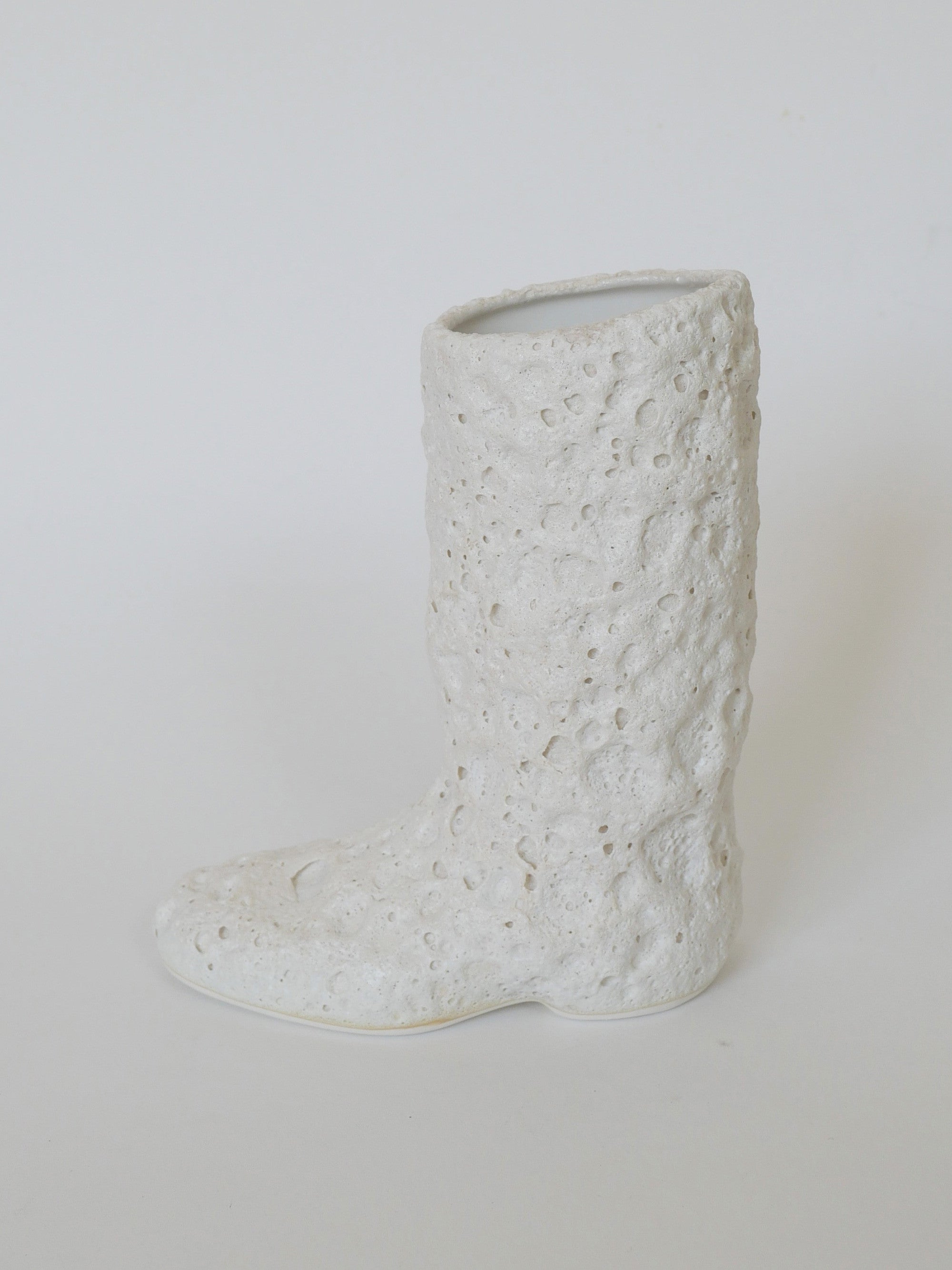 부츠화병 - 화이트 - siyuhada 시유하다 - CAVA LIFE