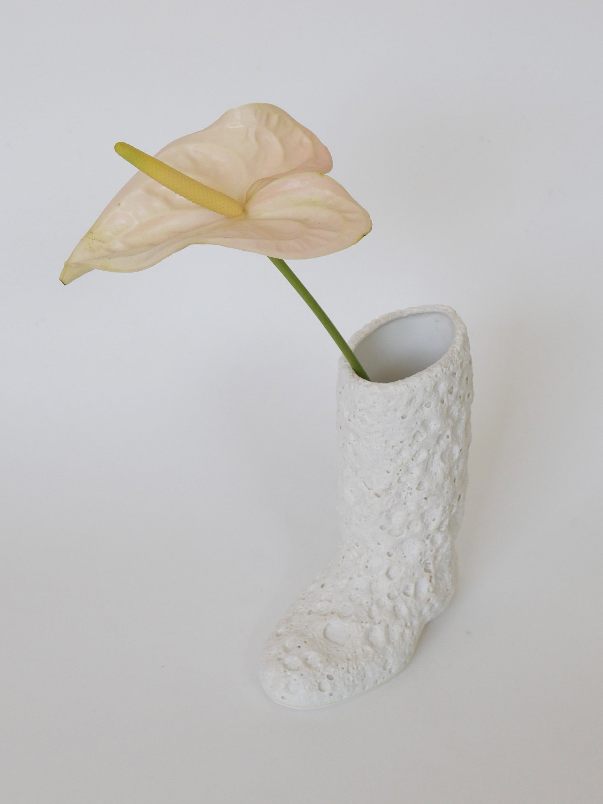 부츠화병 - 화이트 - siyuhada 시유하다 - CAVA LIFE