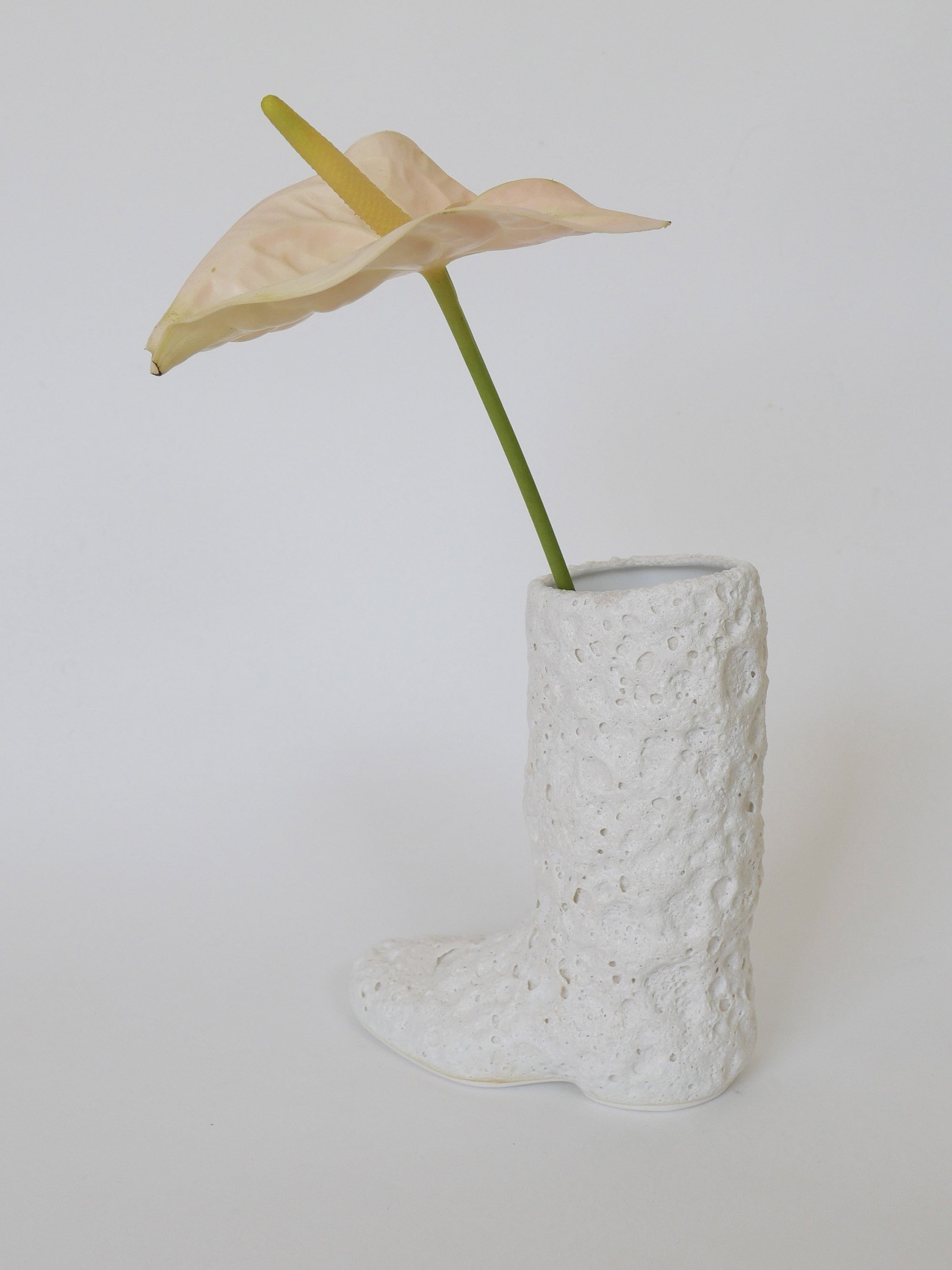 부츠화병 - 화이트 - siyuhada 시유하다 - CAVA LIFE